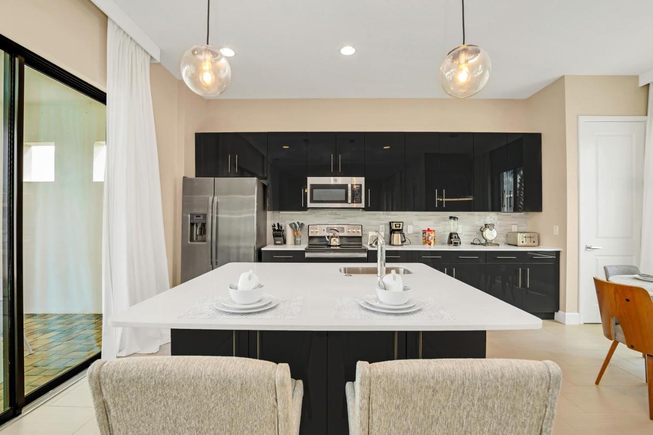 Villa Domani 5 Bedroom Home With Pool ดาเวนพอร์ต ภายนอก รูปภาพ